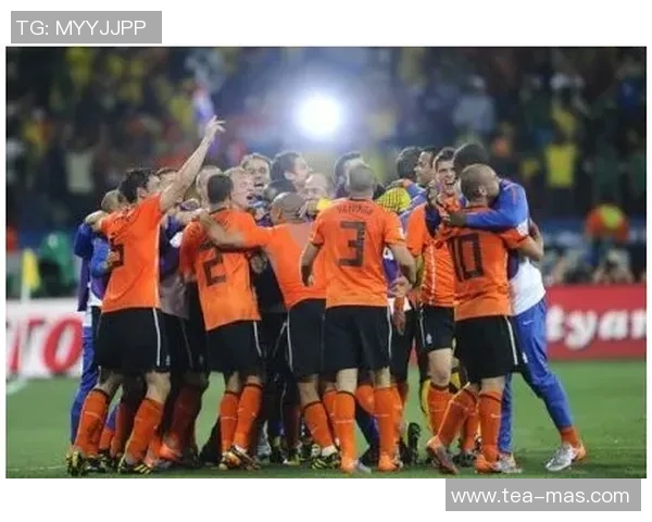 聚焦绿茵豪门群星演绎巅峰对决点亮世界足坛风云舞台